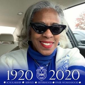 Meet your Posher, Angela